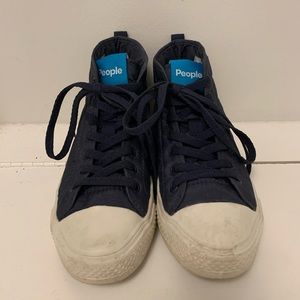 People high top puffy sneakers